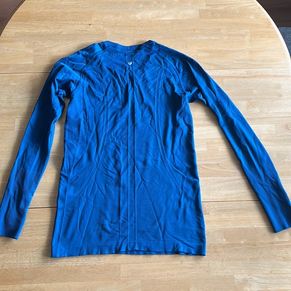 Blue running shirt lulu - Picture 2 of 5